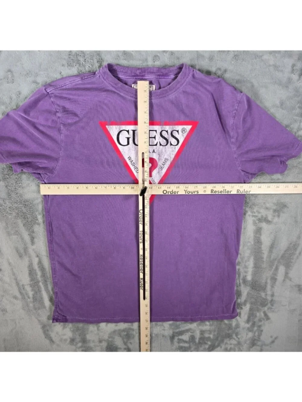 Y2K 2000s Guess Jeans Distressed Triangle Logo Purple Graphic T-Shirt (Medium) - Picture 12 of 14